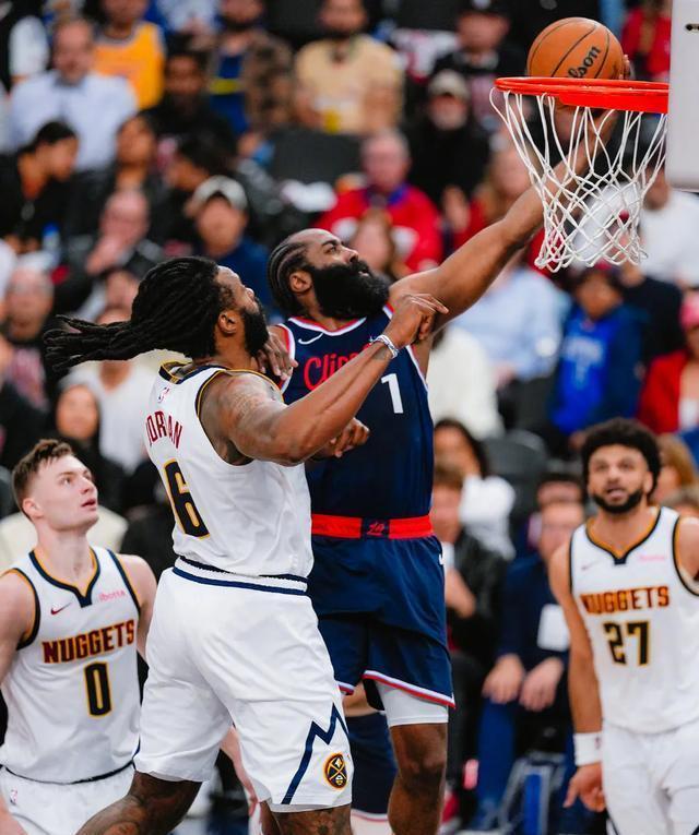 PG-关于加拿大队不断突破！，哈登连续十场比赛得分超过反败为胜再创辉煌时刻的信息