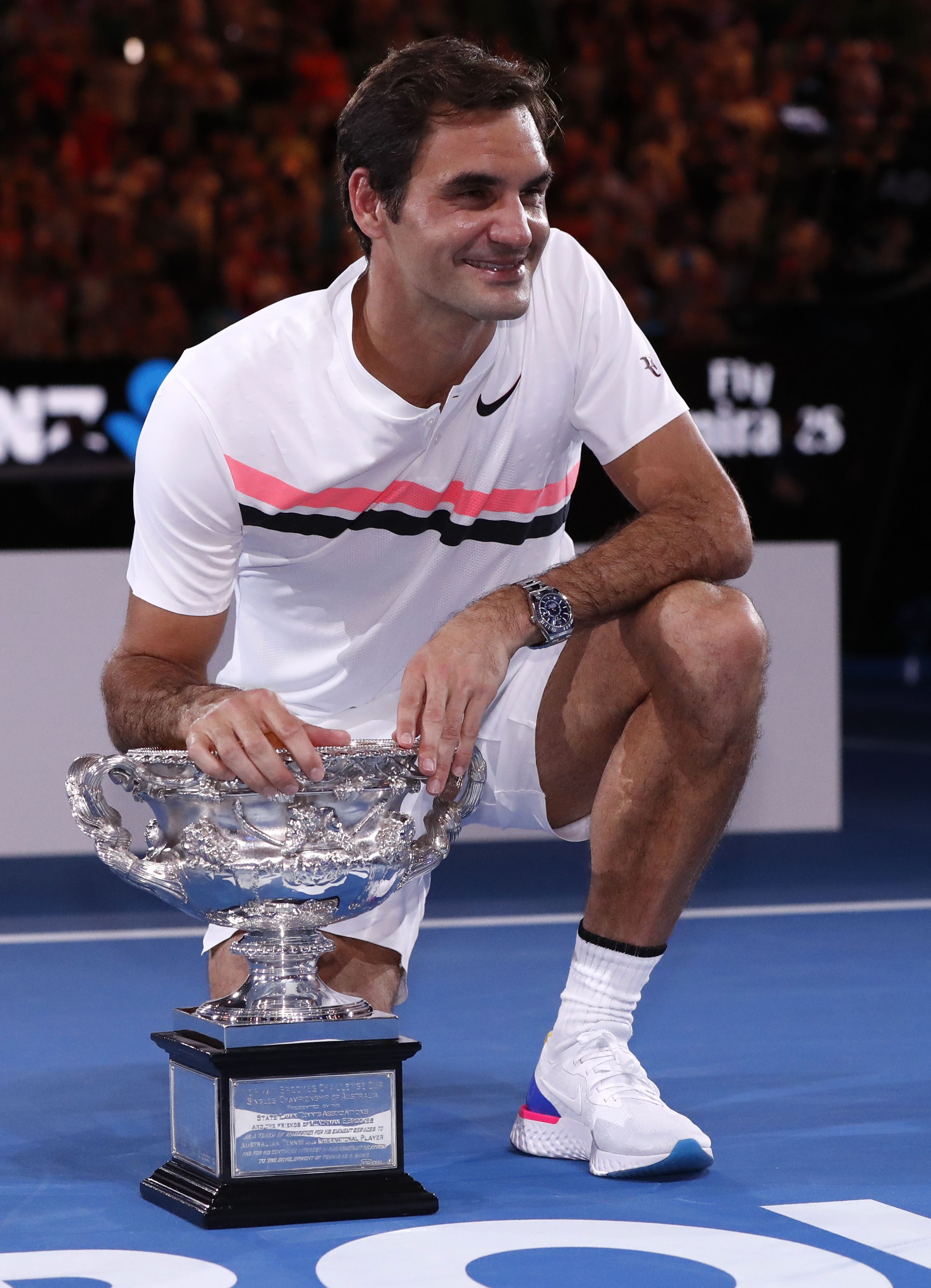 PG游戏-费德勒迎来十五赛季高光表现，利物浦球迷沸腾！的简单介绍